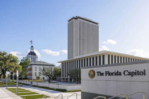 florida-capitol2253240105jpg The Florida Capitol building under a clear sky