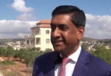 U.S. Lawmaker’s West Bank Trip Turns Dangerous US Democrat Ro Khanna says Israeli settlers detained him